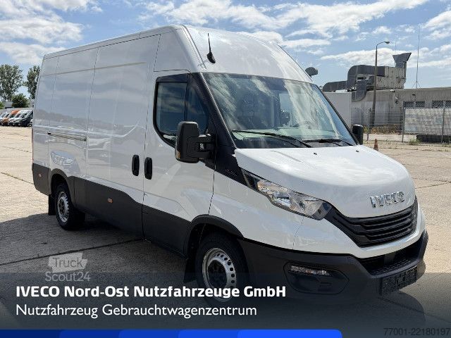 Duba panelată IVECO 35S16V AHK / Klima / PDC