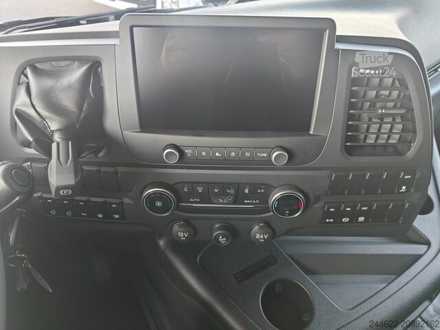 Tracteur routier standard Ford Truck F-Max