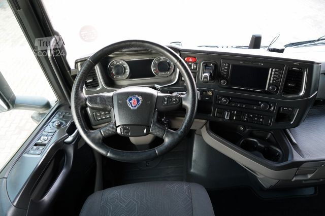 Standard tractor unit SCANIA S 450 / I-PARK COOL / FULL AIRMATIC   / NAVI 