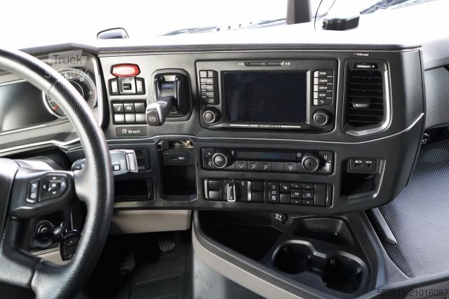 Standard tractor unit SCANIA S 450 / I-PARK COOL / FULL AIRMATIC   / NAVI 