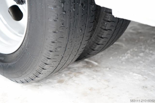 Vrachtwagenhoogwerker RENAULT MASTER / ZWY?KA / PODNO?NIK KOSZOWY Elevateur 14