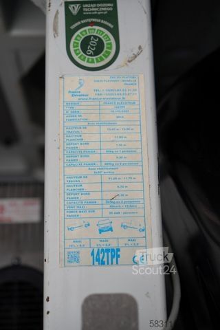 Vrachtwagenhoogwerker RENAULT MASTER / ZWY?KA / PODNO?NIK KOSZOWY Elevateur 14