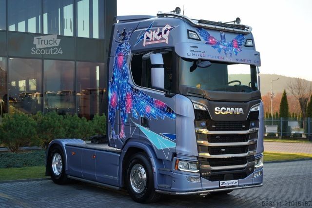 Standard tractor unit SCANIA S 580 / V8 / ORGINALNA EDYCJA LIMITED / NR 010 /