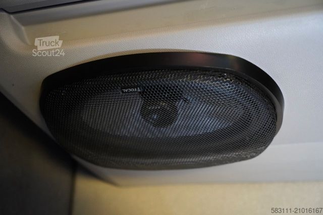 Standard tractor unit SCANIA S 580 / V8 / ORGINALNA EDYCJA LIMITED / NR 010 /