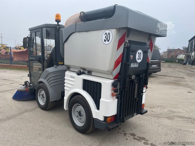 Veegmachine HAKO Hako Citymaster 1250 4x4 Kehrmaschine