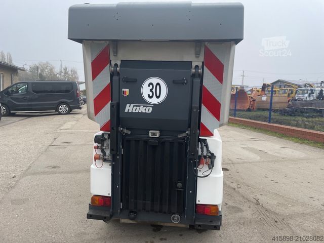 Veegmachine HAKO Hako Citymaster 1250 4x4 Kehrmaschine