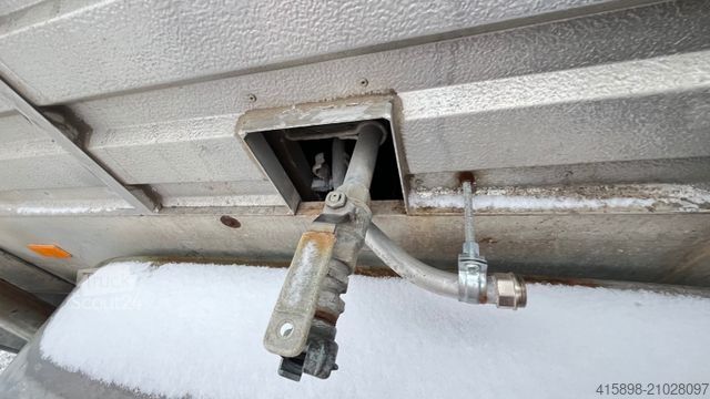 Remorque  MBN Dampferzeuger / Heißwasser / Frostschaden