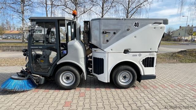 Veegmachine HAKO Hako Citymaster 1650 4x4 Kehrmaschine