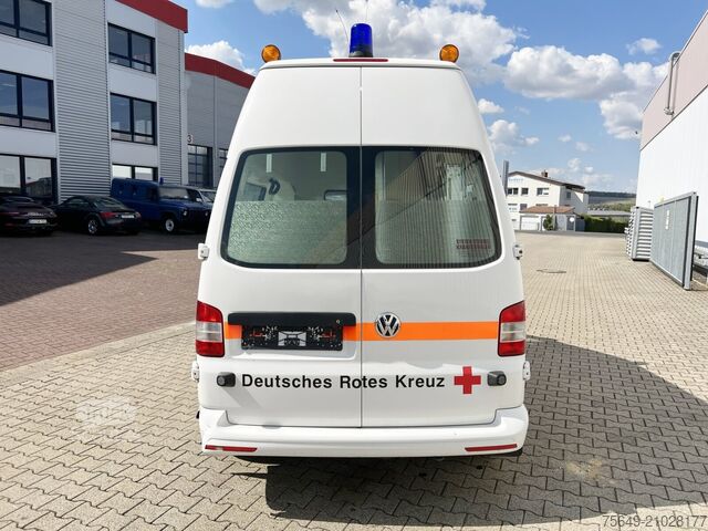 Camion de pompiers Volkswagen T5 2.0 TDI 4x2 T5 2.0 TDI 4x2, Krankenwagen