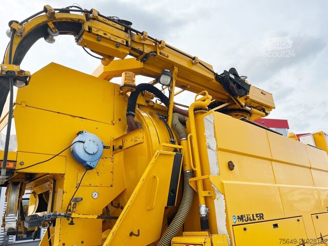 Special purpose truck Mercedes-Benz Actros 3243 K 8x4/4 Actros 3243 K 8x4/4, Müller Saug- und Spülwagen ca. 17m³, Rechtslenker