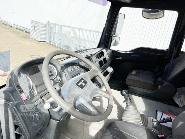 Бортовой грузовик MAN TGA 26.310 6X6 BB TGA 26.310 6X6 BB