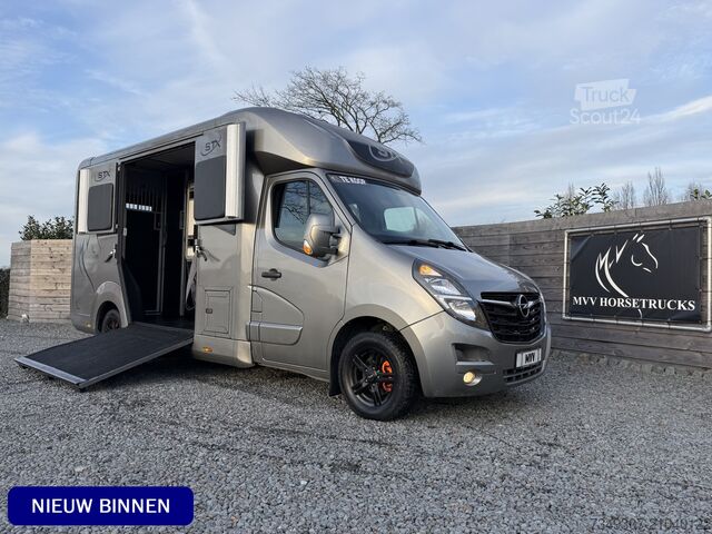Transport de chevaux Opel Movano PAARDENWAGEN | HORSETRUCK | STX | STALLI...