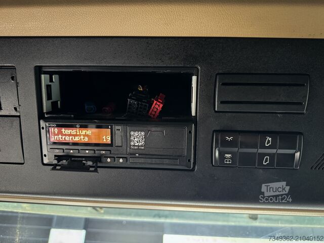 Tracteur standard / tracteur mega Mercedes-Benz Actros 1840