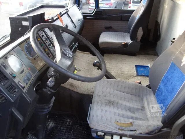 Suction vehicle MAN 18-272 MANUAL POMP 6 CIL VACUUM TOILET TRUCK,19...