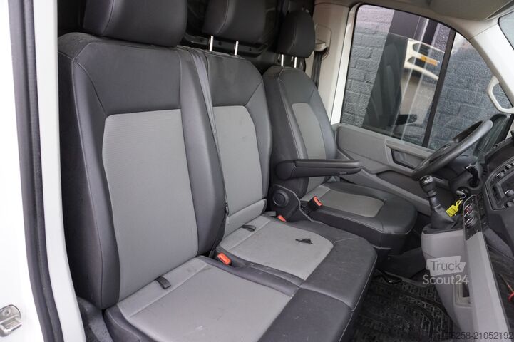 Fourgon tôlé Volkswagen Crafter 2.0 TDI 177PK L4H3 EURO 6 - Airco - Nav...