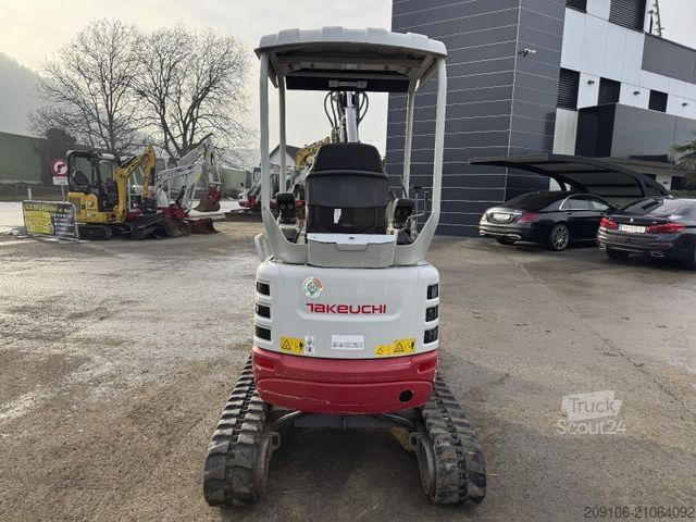 Miniescavatore TAKEUCHI TB 215R Powertilt 4xSchaufeln 1610 kg