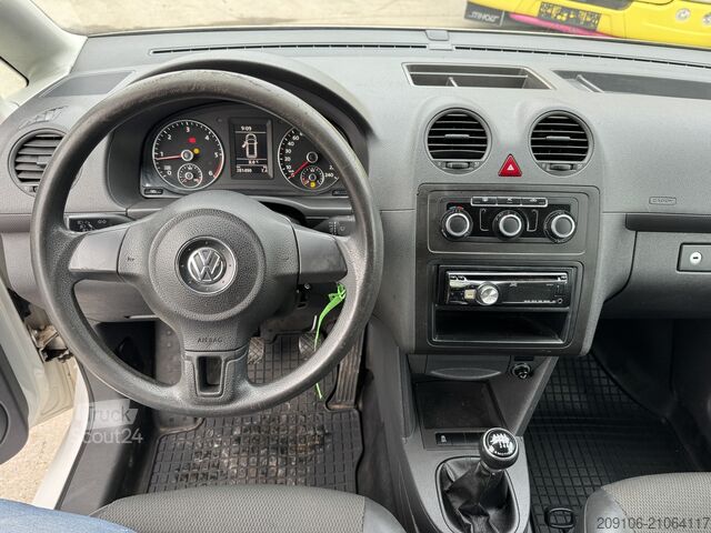 Umpikorja-auto VOLKSWAGEN Caddy 4x4 Allrad Maxi Klima