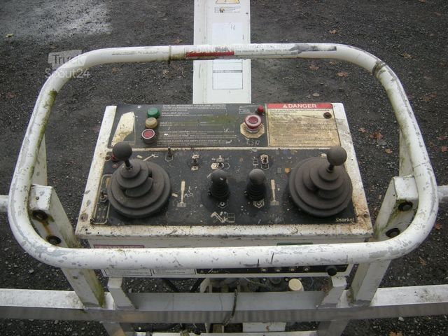 Piattaforma di lavoro  Arbeitsbühne Snorkelift TB-126JCU, AH 40,4 m