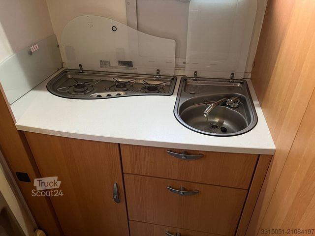 Kamper zintegrowany KNAUS Sun Liner 604 Markise+Solar+Sat TV