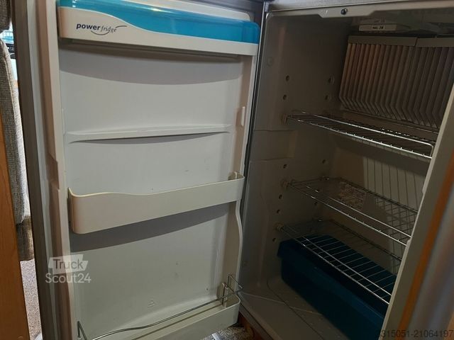 Kamper zintegrowany KNAUS Sun Liner 604 Markise+Solar+Sat TV