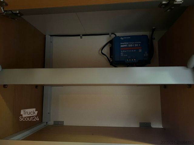 Kamper zintegrowany KNAUS Sun Liner 604 Markise+Solar+Sat TV