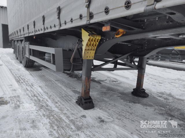 Open semitrailer with tarp Schmitz Cargobull Curtainsider Standard