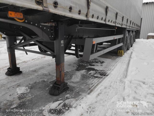 Open semitrailer with tarp Schmitz Cargobull Curtainsider Standard