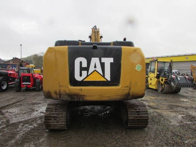Excavatrice à chaînes CATERPILLAR 320 FL Kettenbagger 65.000 EUR