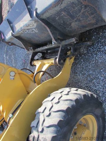 Încărcător pe roți CATERPILLAR 906 M Radlader 29.500 EUR