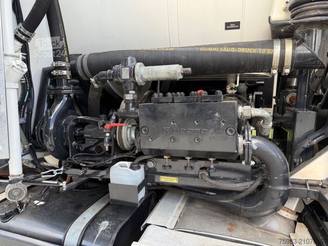 Saugwagen MAN TGS 28.510 6x2 BL Wiedemann Super 2000 8,0/5,0/1