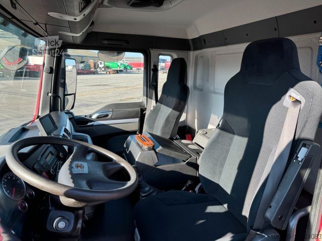 Vacuum tank truck MAN TGS 26.360 6x4H*4 Simon Moos KSA VacuDrain