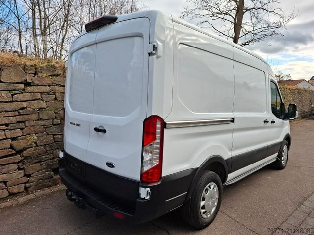 Bestelwagen met verhoogd dak FORD Transit 35 Trend L2H2 Kasten Navi Kamera Sortimo