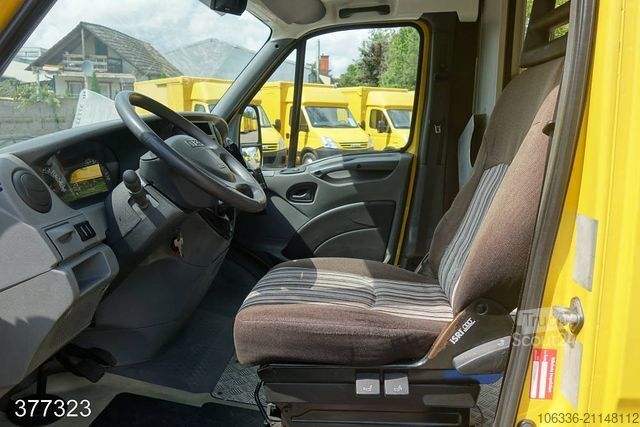 Furgoneta caja IVECO Daily 35 S 12 A / P Maxi Postkoffer REGALSYSTEM