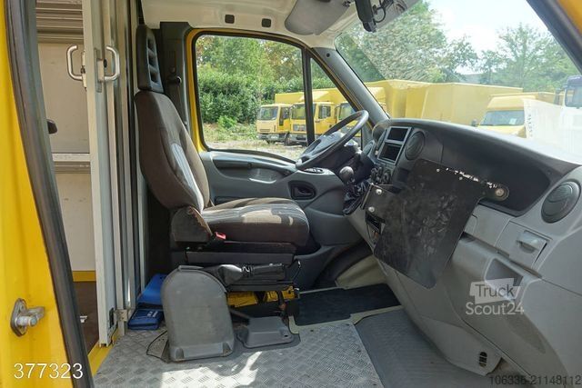 Furgoneta caja IVECO Daily 35 S 12 A / P Maxi Postkoffer REGALSYSTEM