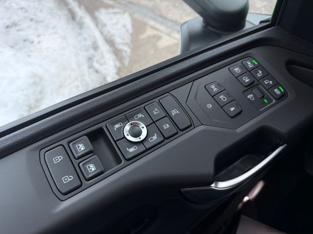 Kamyon şasisi SCANIA R 590 B6x4HB Fahrgestell/!NEU!/Retarder/VOLLLUFT