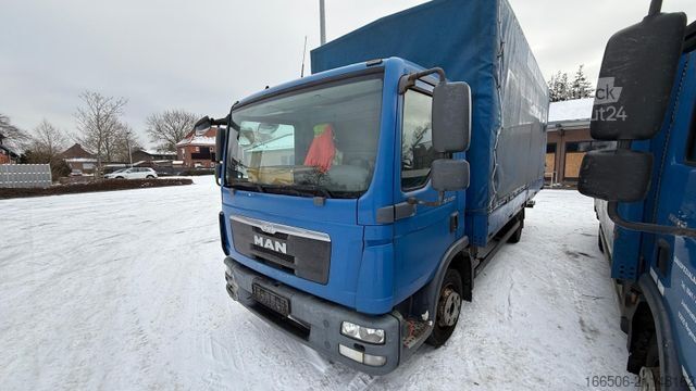 Curtain sider van MAN TGL 8.220 Pritsche 6,20M Plane Spriegel