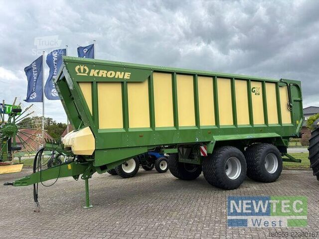 Självlastarvagn Krone GX 440