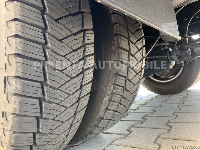 Curtain sider van IVECO Daily 70C18HP SCHIEBEPLANE LUFTF LBW LED AHK RFK