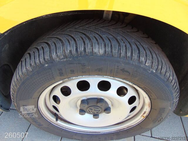 Panelová dodávka VOLKSWAGEN Caddy 2.0 TDI DSG 4Motion