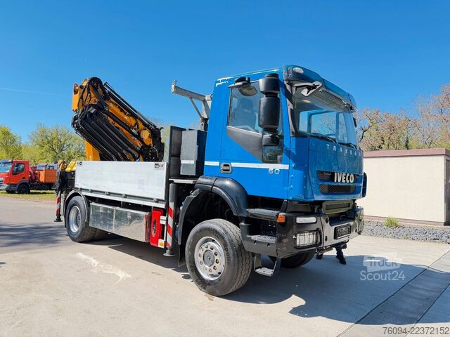 Żuraw samochodowy IVECO Trakker 360 4x4 Pritsche Kran 27m AHK