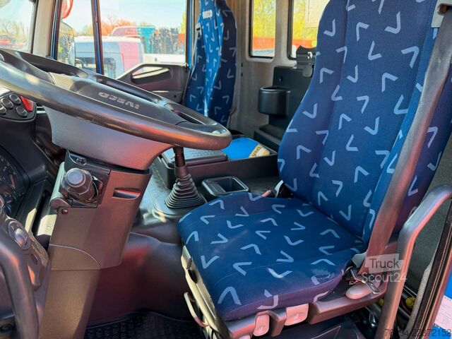 Żuraw samochodowy IVECO Trakker 360 4x4 Pritsche Kran 27m AHK