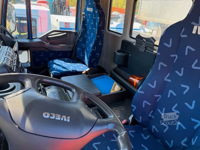 Żuraw samochodowy IVECO Trakker 360 4x4 Pritsche Kran 27m AHK