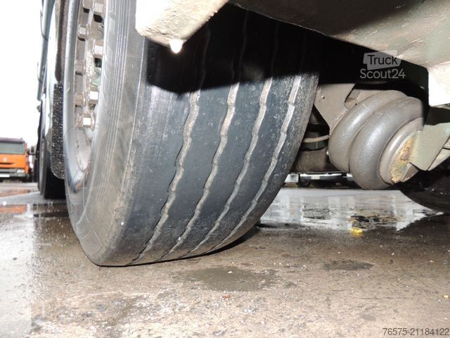 Semi-remorque  51 m³ Lambrecht Silo Futter/Feed