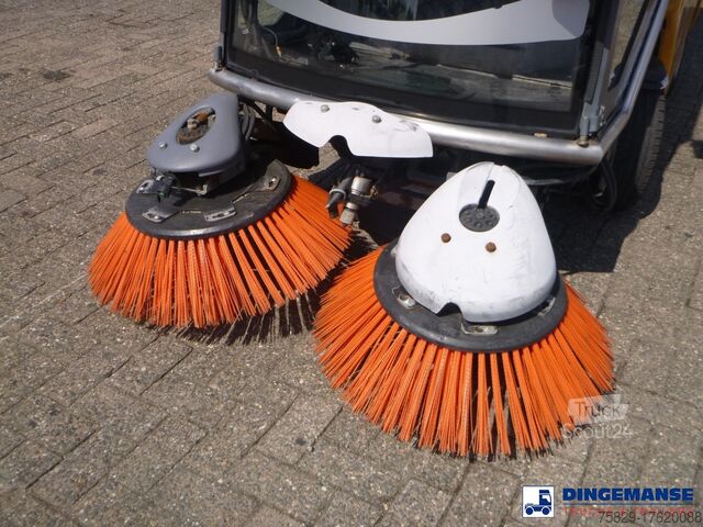 Măturătoare Applied sweeper Green machine 636