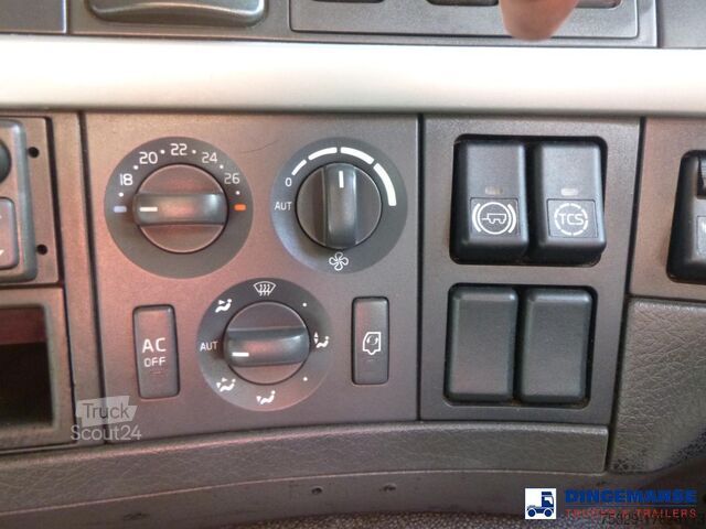 Dépanneuse Volvo FM12 420 8x2 RHD + PM 40SP