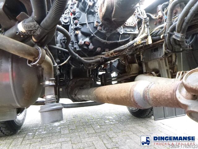 Chassis cabine Renault Kerax 380 DXI 4x4 Euro 5 chassis + PTO