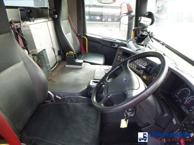 Brandweerwagen Scania P310 6x2 RHD fire truck + pump, ladder & manlift
