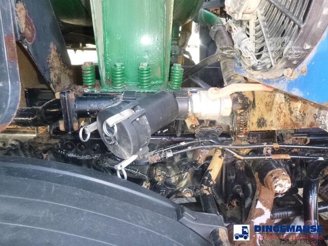 Kolkenzuiger Mercedes Axor 3236 8x4 RHD vacuum tank