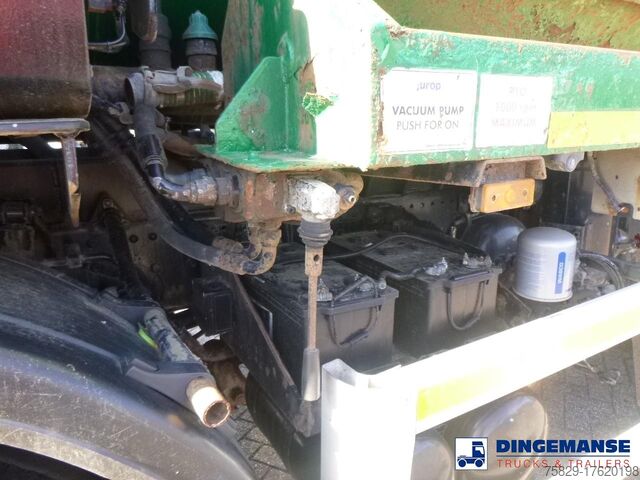 Kolkenzuiger Mercedes Axor 3236 8x4 RHD vacuum tank