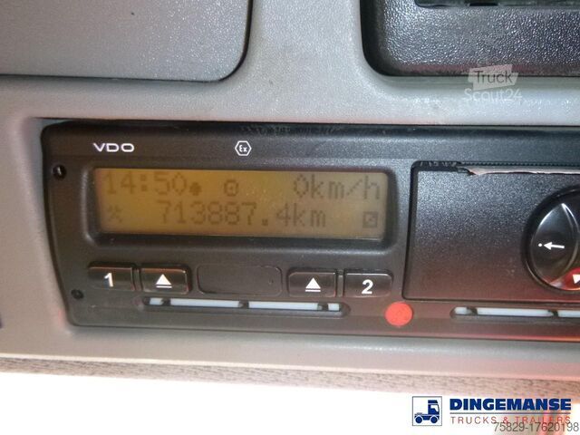 Pojazd ssący Mercedes-Benz Axor 3236 8x4 RHD vacuum tank
